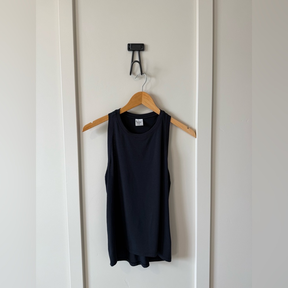 NWOT new‎ athleta women's XS black  tank camisole sleeveless top Athletic
